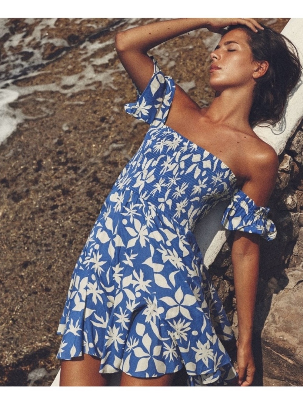 EUC Zara Blue and Cream Strapless Floral Sundress size M